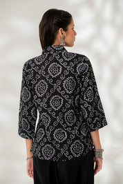 Black Bandhej Collared Top
