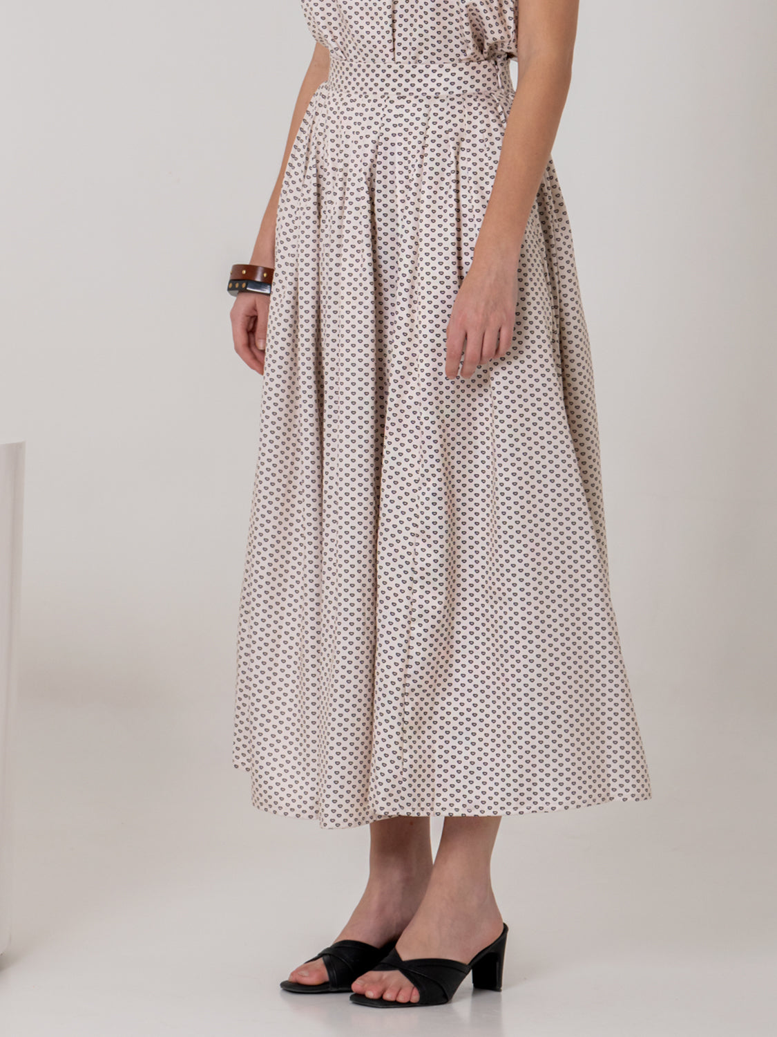 Dainty Heart Paisley Pleated Skirt