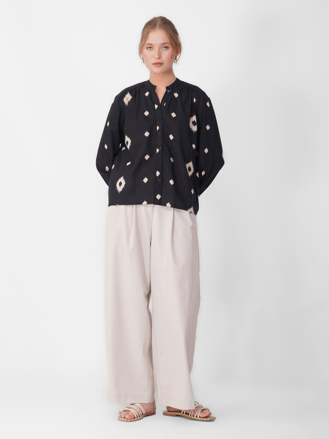 Black & White Ikat Print V-Neck Shirt