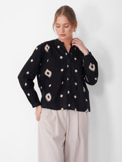 Black & White Ikat Print V-Neck Shirt